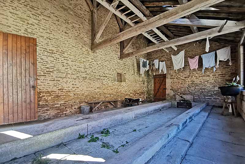 LAVOIR DU BADIN A NOIDANT-LE-ROCHEUX (2), Noidant-le-Rocheux