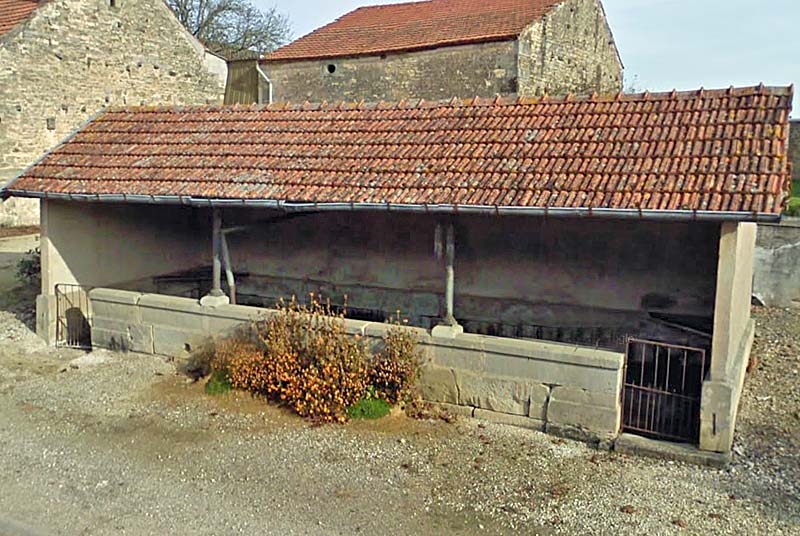 LAVOIR DE CHEZEAUX