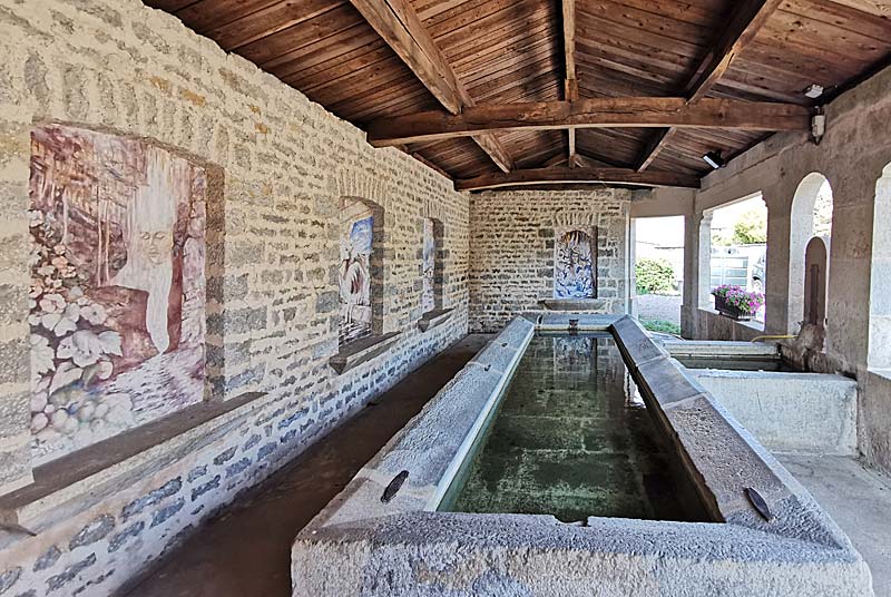 LES FRESQUES DU LAVOIR D'AUJEURRES, Aujeurres - photo 2