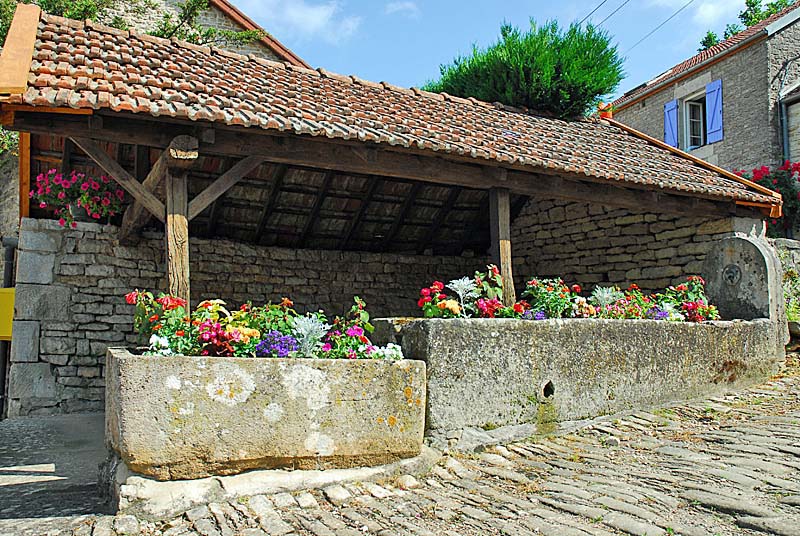 LAVOIR DE PERRANCEY-LES-VIEUX-MOULINS, Perrancey-les-Vieux-Moulins