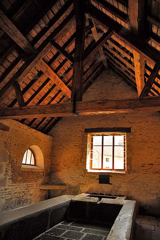 LAVOIR COUVERT DE PRASLAY, Praslay - photo 3