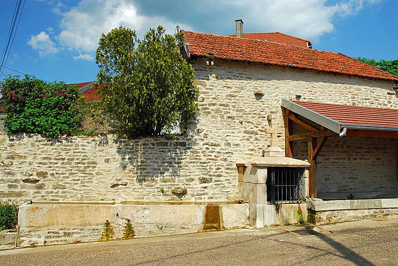LAVOIR 1 DE VERSEILLES-LE-HAUT, Verseilles-le-Haut - photo 7