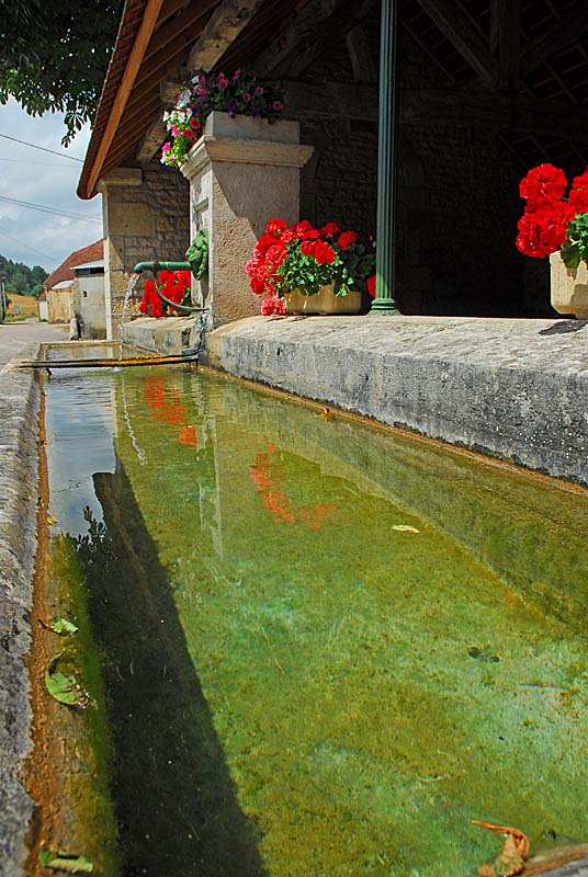 LAVOIR DE VITRY-EN-MONTAGNE, Vitry-en-Montagne - photo 3