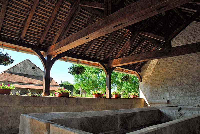FONTAINE - LAVOIR DE VOISINES, Voisines - photo 10