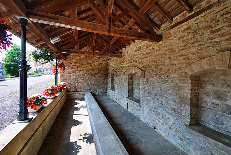 LAVOIR DE NEUILLY-L'EVEQUE, Neuilly-l'Évêque - photo 8