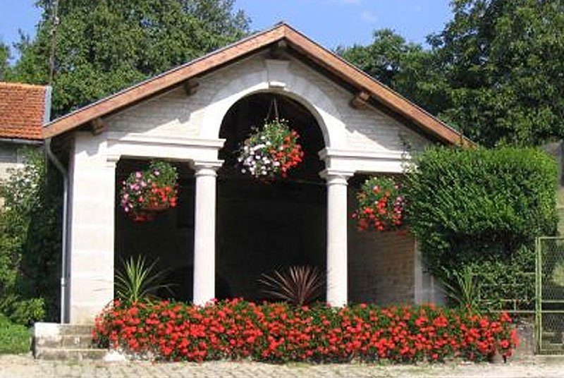 LAVOIR DE ROOCOURT-LA-COTE (2)