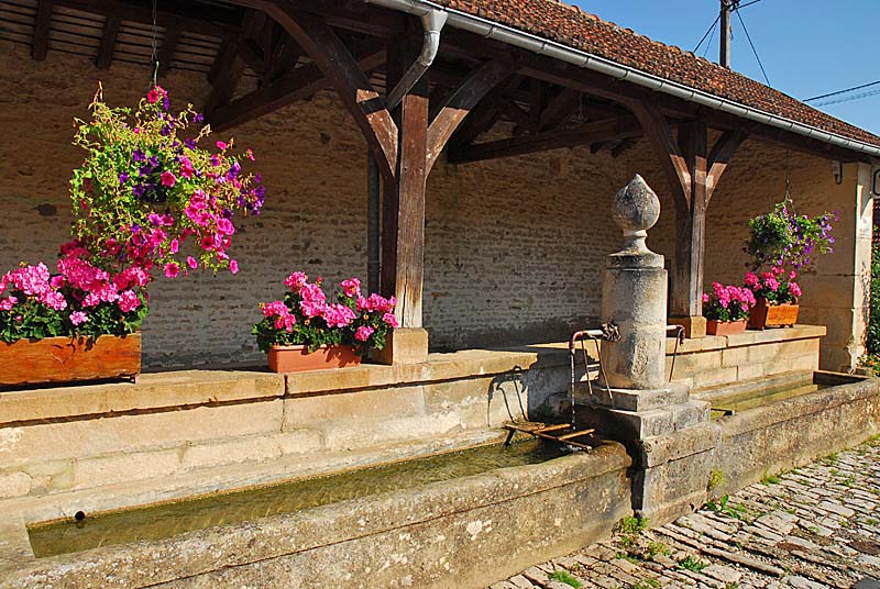 FONTAINE RONDE ET LAVOIR DE TERNAT, Ternat - photo 2
