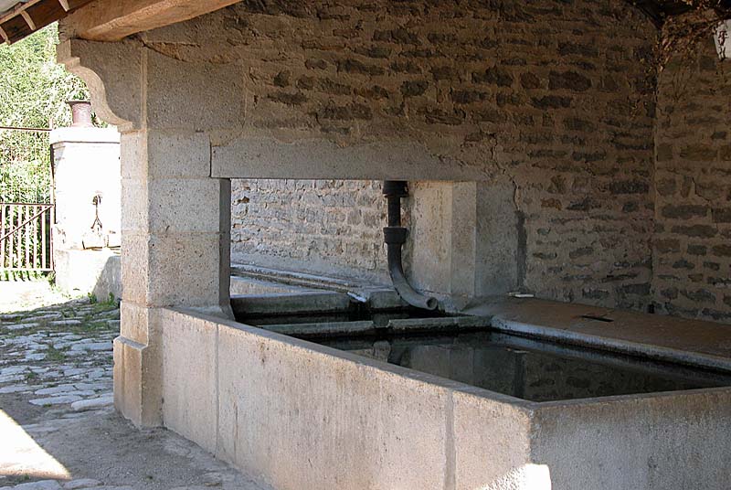 LAVOIR DE VILLARS-MONTROYER (2), Villars-Santenoge - photo 4