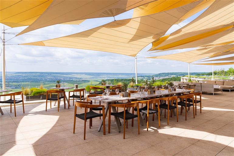 Le Bellevue - Terrace (5)