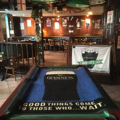 Le-Pub-1