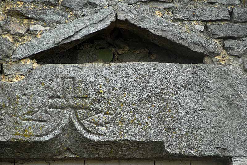PORTE ET LINTEAU DU XVIE SIECLE, Orcevaux - photo 2