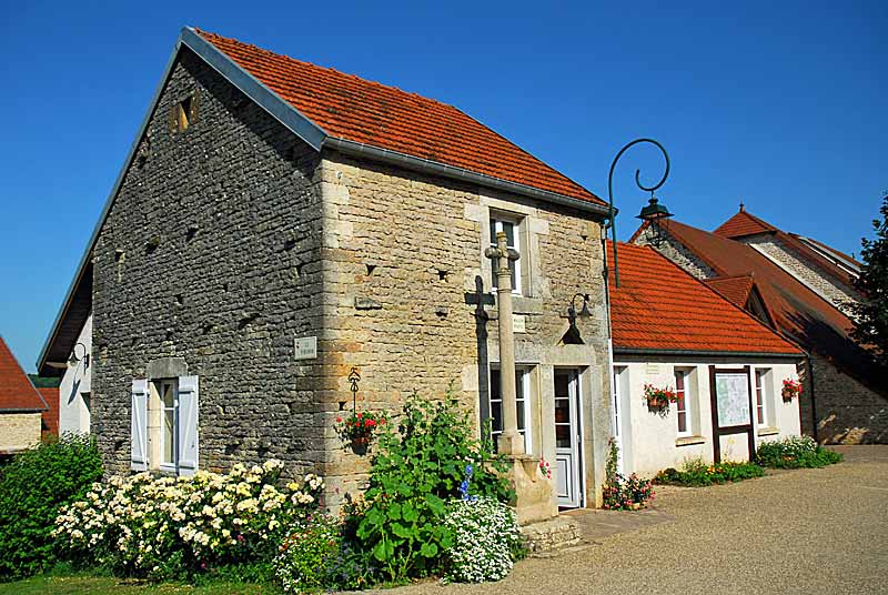 ANCIENNE MAISON DITE "DU PEIGNON"
