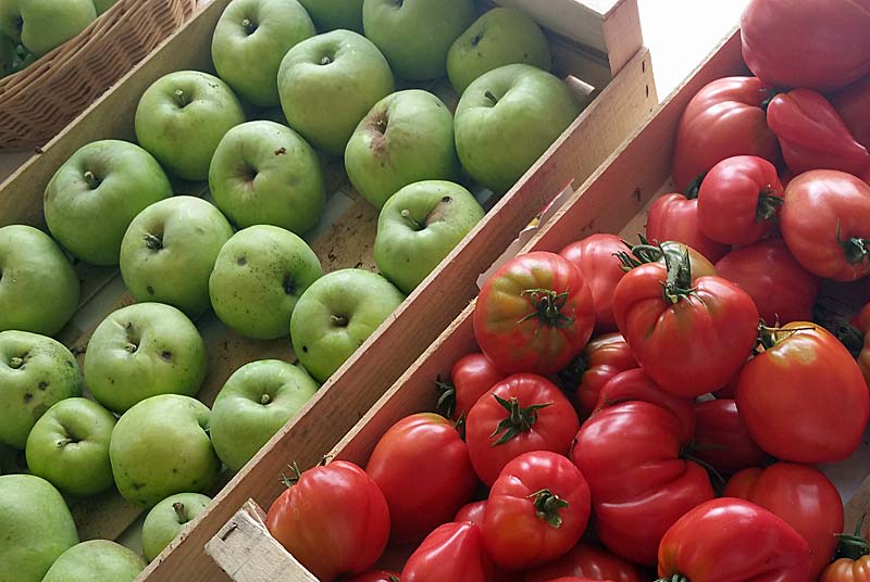 MARCHE DE MONTIGNY-LE-ROI