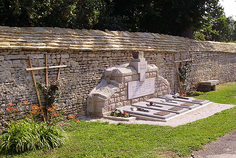 TOMBES FFI DE VOISINES, Voisines - photo 3