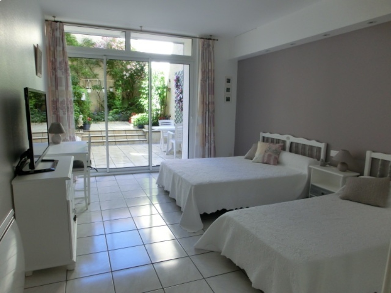 MEUBLE**** L'AGE D'OR