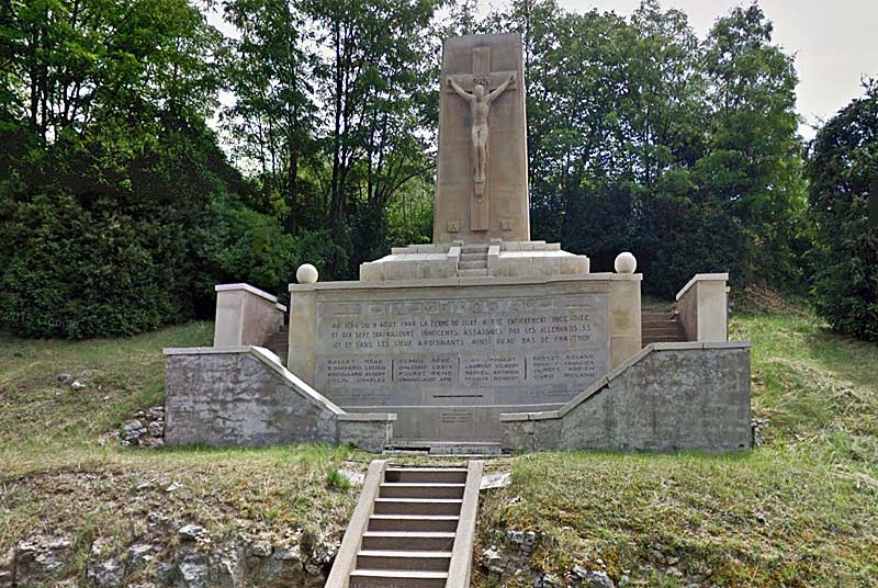 MONUMENT COMMEMORATIF DE LA FERME DE SUXY