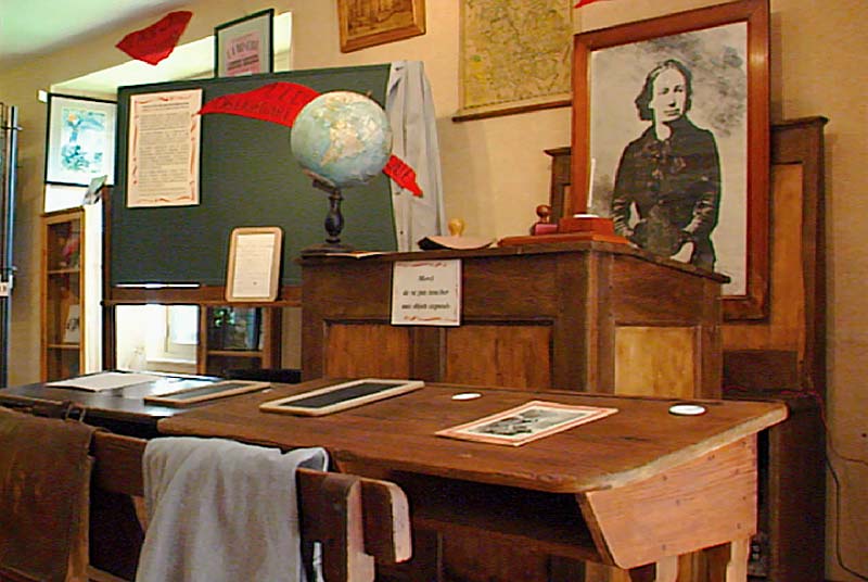 MUSEE-ECOLE LOUISE MICHEL