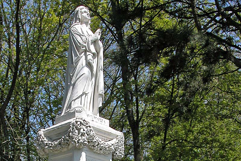 NOTRE DE LA GARDE A CHATENAY-MACHERON