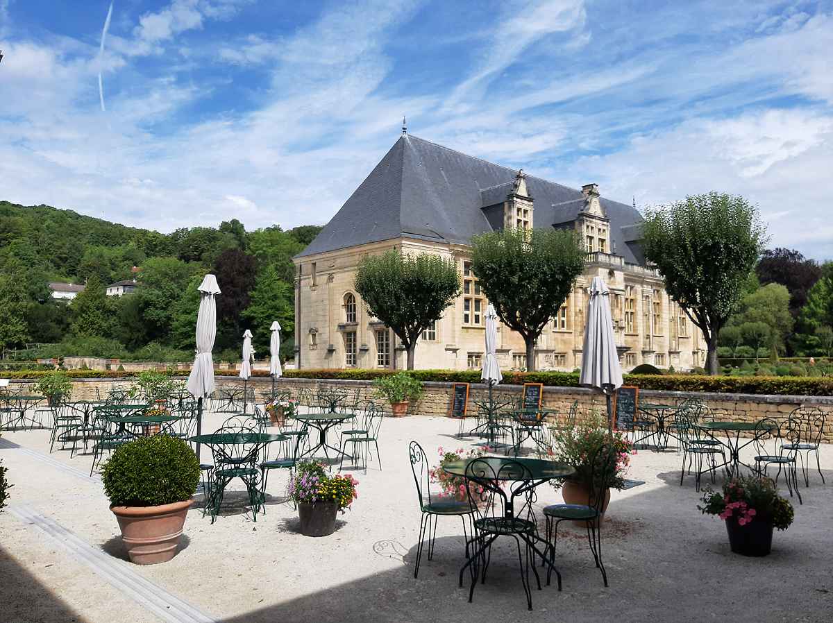 OFFICE DE TOURISME DE JOINVILLE / CHATEAU DU GRAND JARDIN