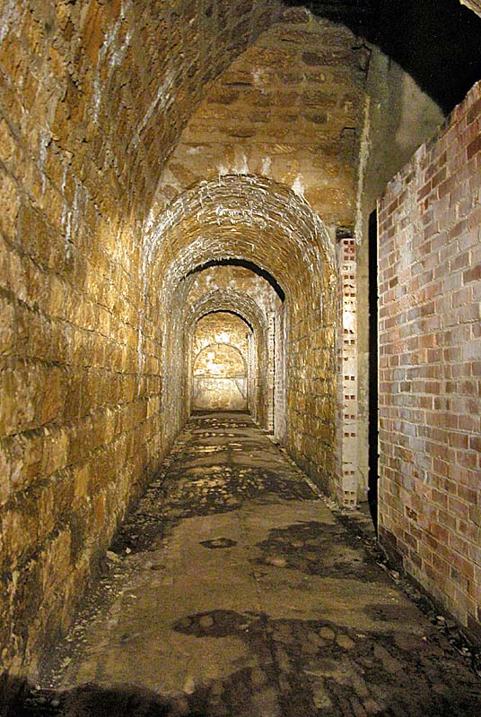 OUVRAGE DE MOVANGE, Rolampont - photo 2