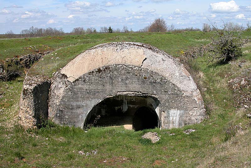 OUVRAGE DE MOVANGE, Rolampont - photo 17