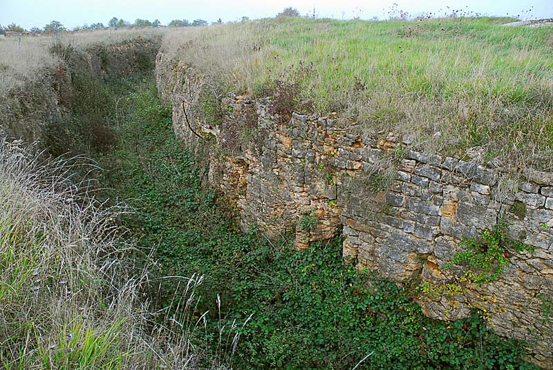 OUVRAGE DE MOVANGE, Rolampont - photo 8