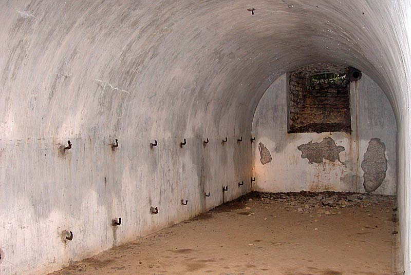 OUVRAGE DE NOIDANT-LE-ROCHEUX