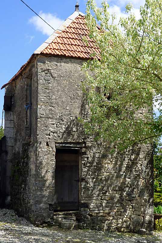 PIGEONNIER DE FERME A CHASSIGNY, Chassigny - photo 3