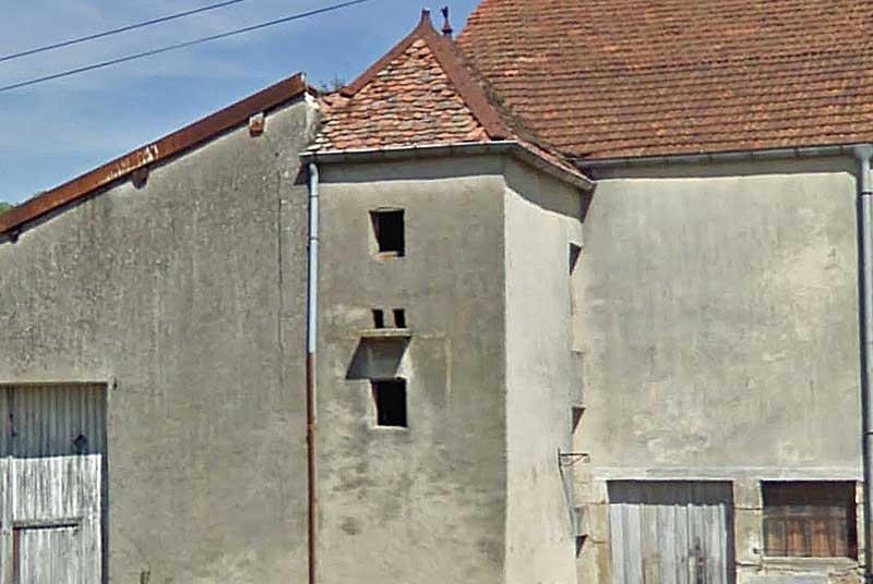 PIGEONNIER DE FERME A FAYL-BILLOT
