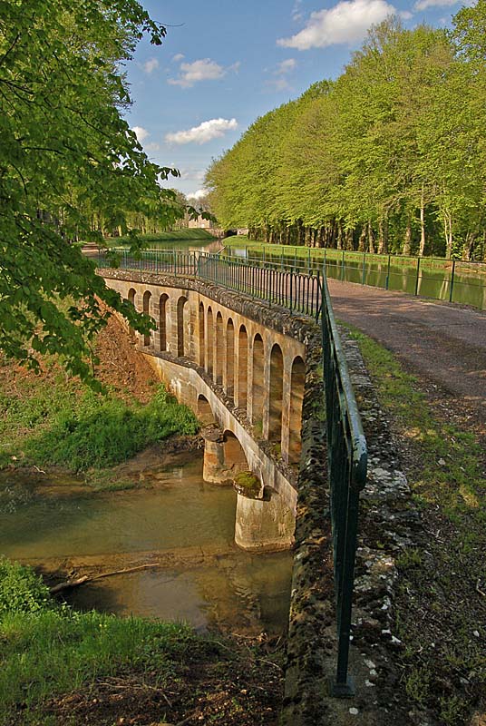 PONT CANAL DU BADIN, Cusey