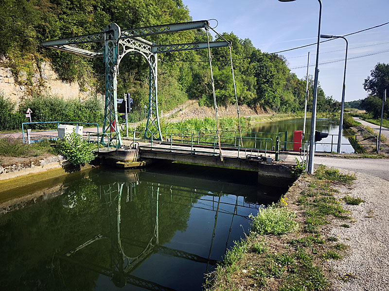 Pont-levis de Brethenay
