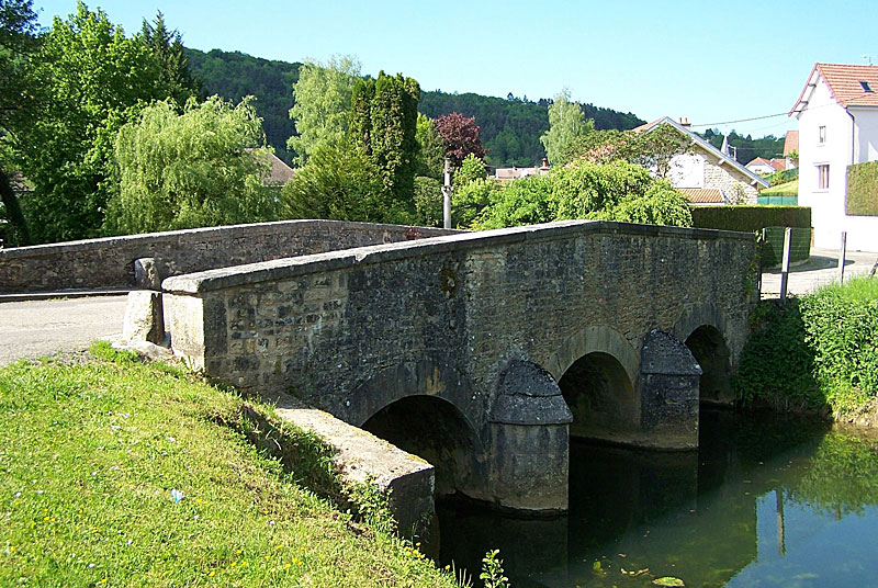 PONT DIT ROMAIN DE POULANGY