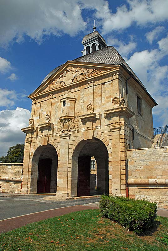 Porte des Moulins — photo 2