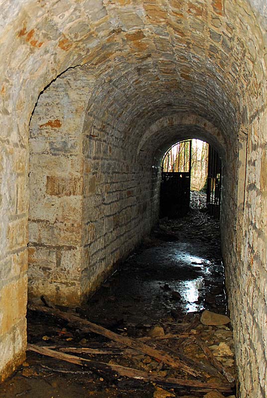 MAGASIN A POUDRE DE CHATENAY-MACHERON, Chatenay-Mâcheron - photo 9