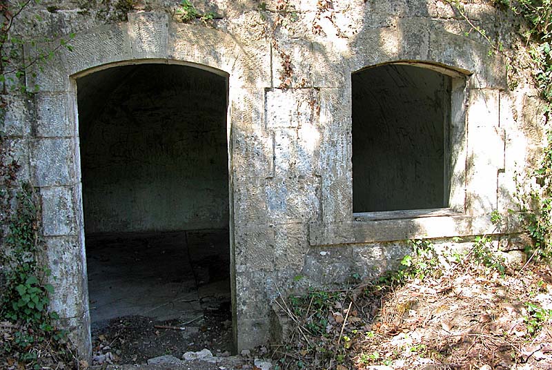 MAGASIN A POUDRE DE LA MANERE, Bannes - photo 5