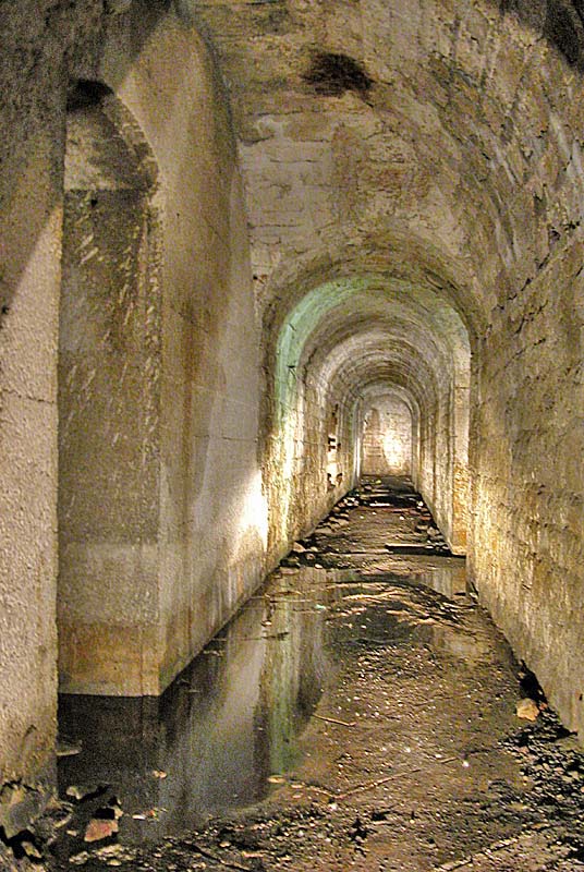 MAGASIN A POUDRE DE LA MANERE, Bannes - photo 2