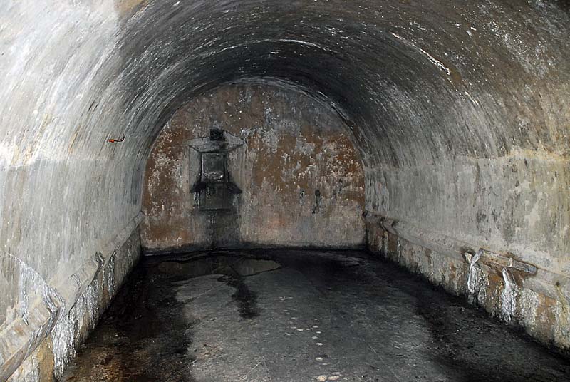 MAGASIN A POUDRE DE LA MANERE, Bannes - photo 11