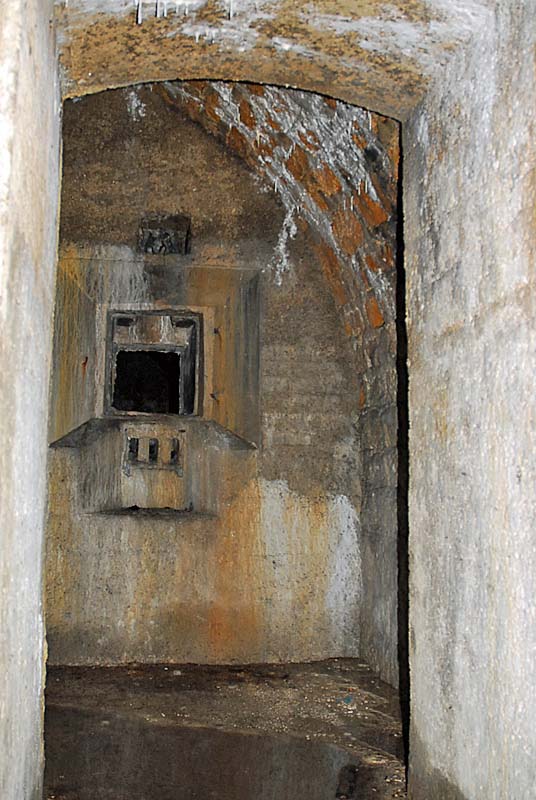 MAGASIN A POUDRE DE LA MANERE, Bannes - photo 3