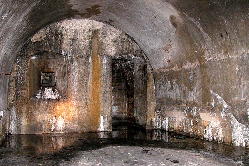 MAGASIN A POUDRE DE LA MANERE, Bannes - photo 8