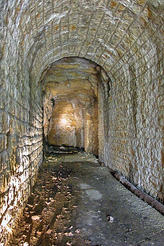 MAGASIN A POUDRE DE LA POINTE DU DIAMANT, Humes-Jorquenay - photo 5