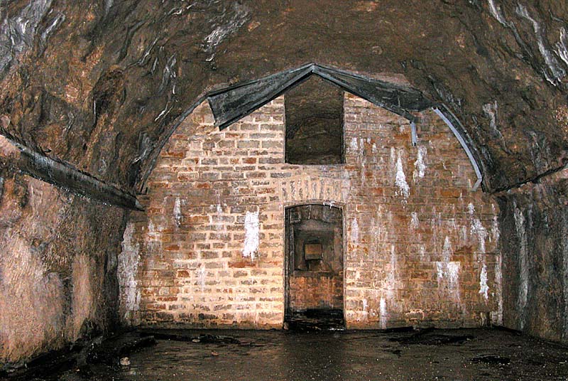 MAGASIN A POUDRE DE LA POINTE DU DIAMANT, Humes-Jorquenay - photo 2