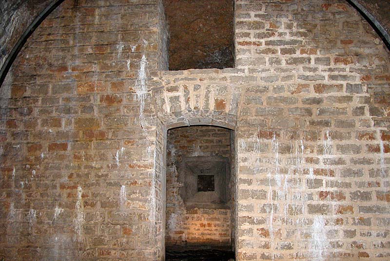 MAGASIN A POUDRE DE LA POINTE DU DIAMANT, Humes-Jorquenay - photo 3