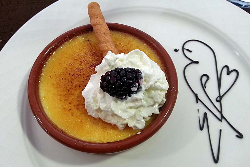 LE PETIT CHARME, Bannes