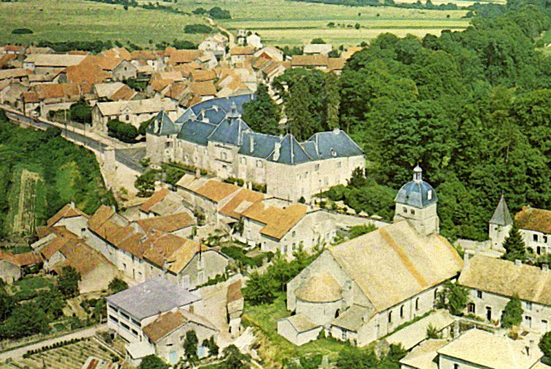 Visite thématique à Rimaucourt : La Duchesse Decrès vous conte Rimaucourt — visuel événement