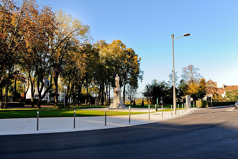 Square Philippe Lebon