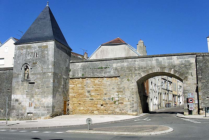 PORTE BOULIERE