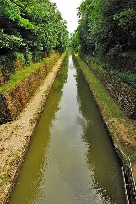 TUNNEL DU CANAL ENTRE CHAMPAGNE ET BOURGOGNE, Noidant-Chatenoy - photo 4