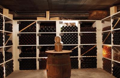 Oenothèque de la Maison Alain Vessele