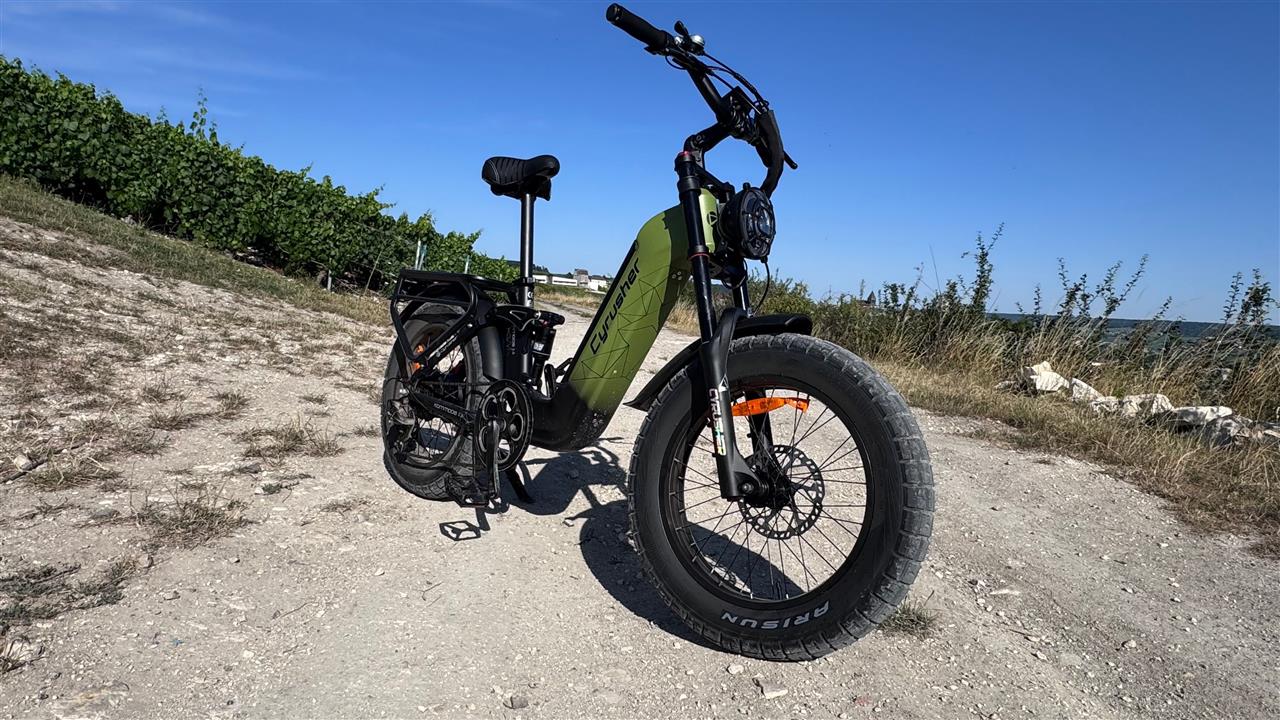 Vélo à travers le vignoble champenois.