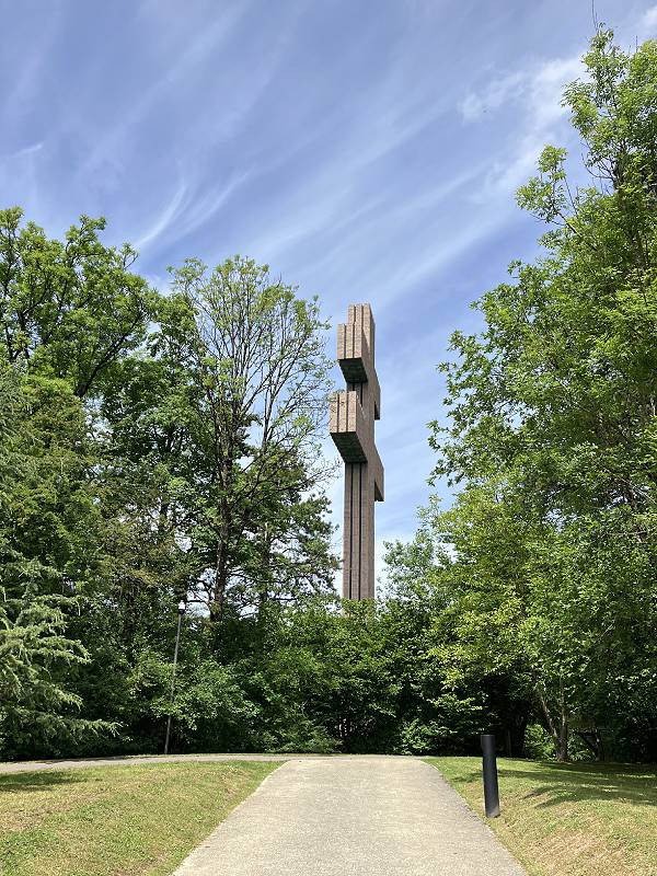 La Croix de Lorraine — photo 3